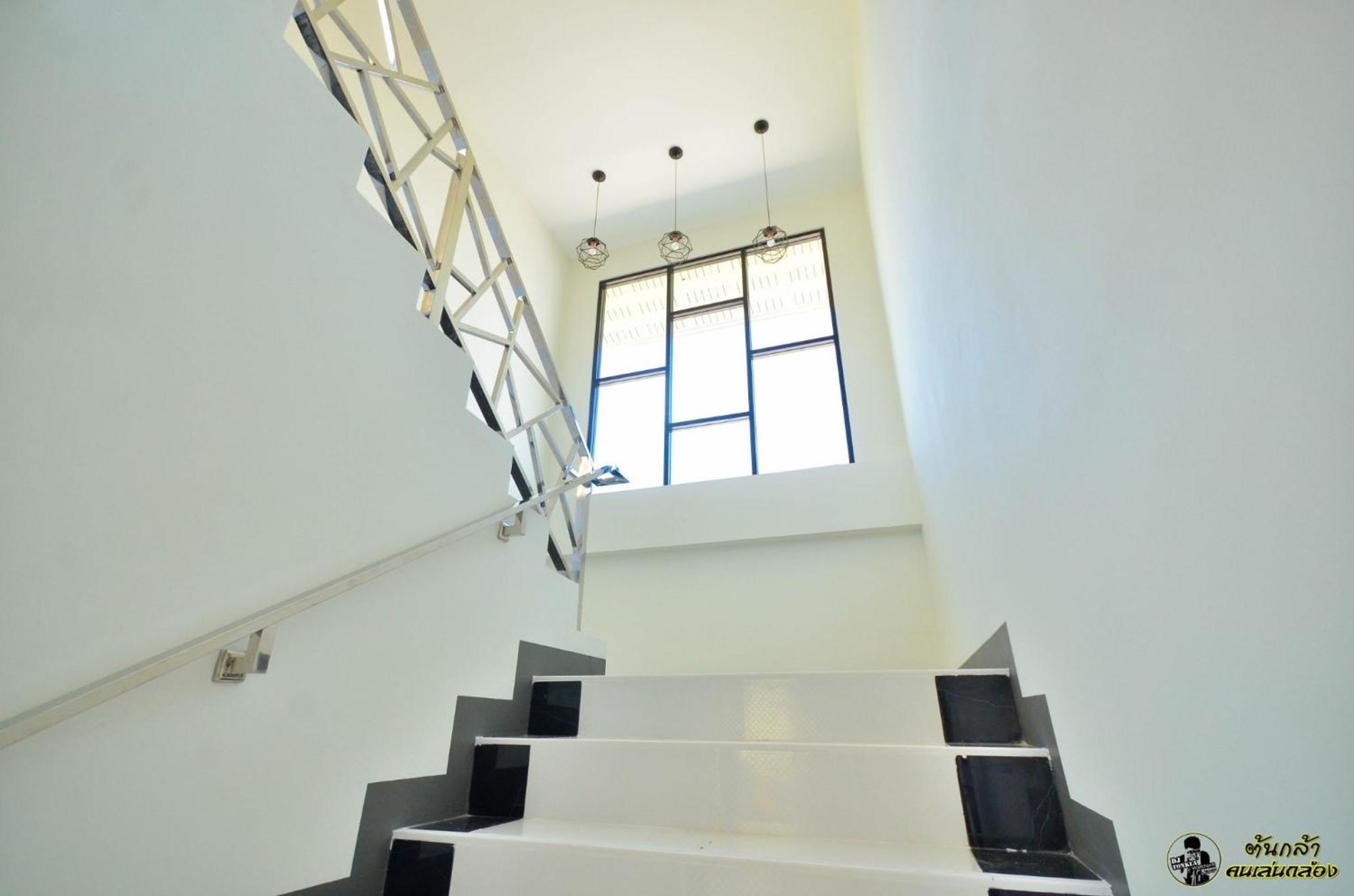แอ่ว-ดีld Hotel&Residences Ngao Ngoại thất bức ảnh