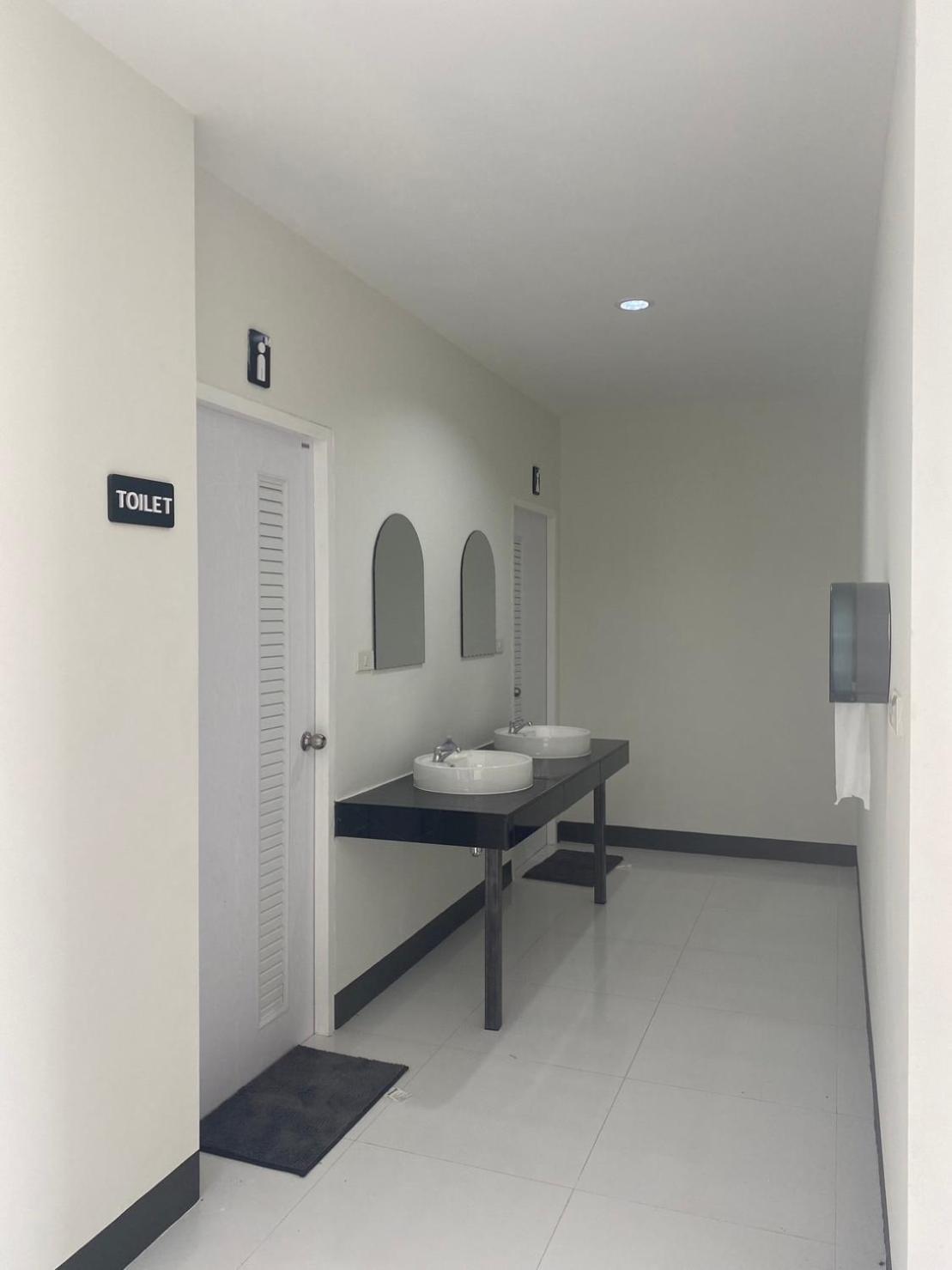 แอ่ว-ดีld Hotel&Residences Ngao Ngoại thất bức ảnh